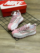 NIKE BAILLELI ROSA