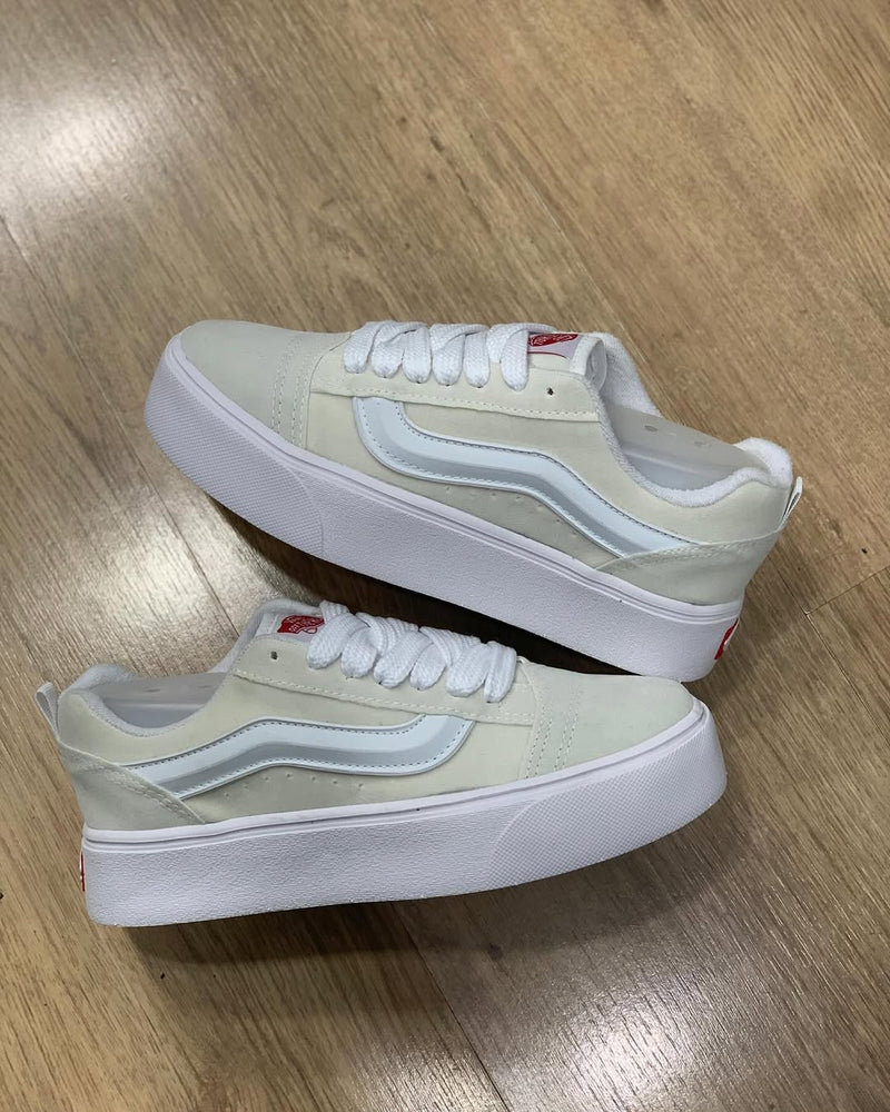 VANS KNU SKOOL - CREME - PLATAFORMA