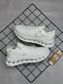 TENIS LOEWE X ON RUNNING CLOUDTILT WHITE
