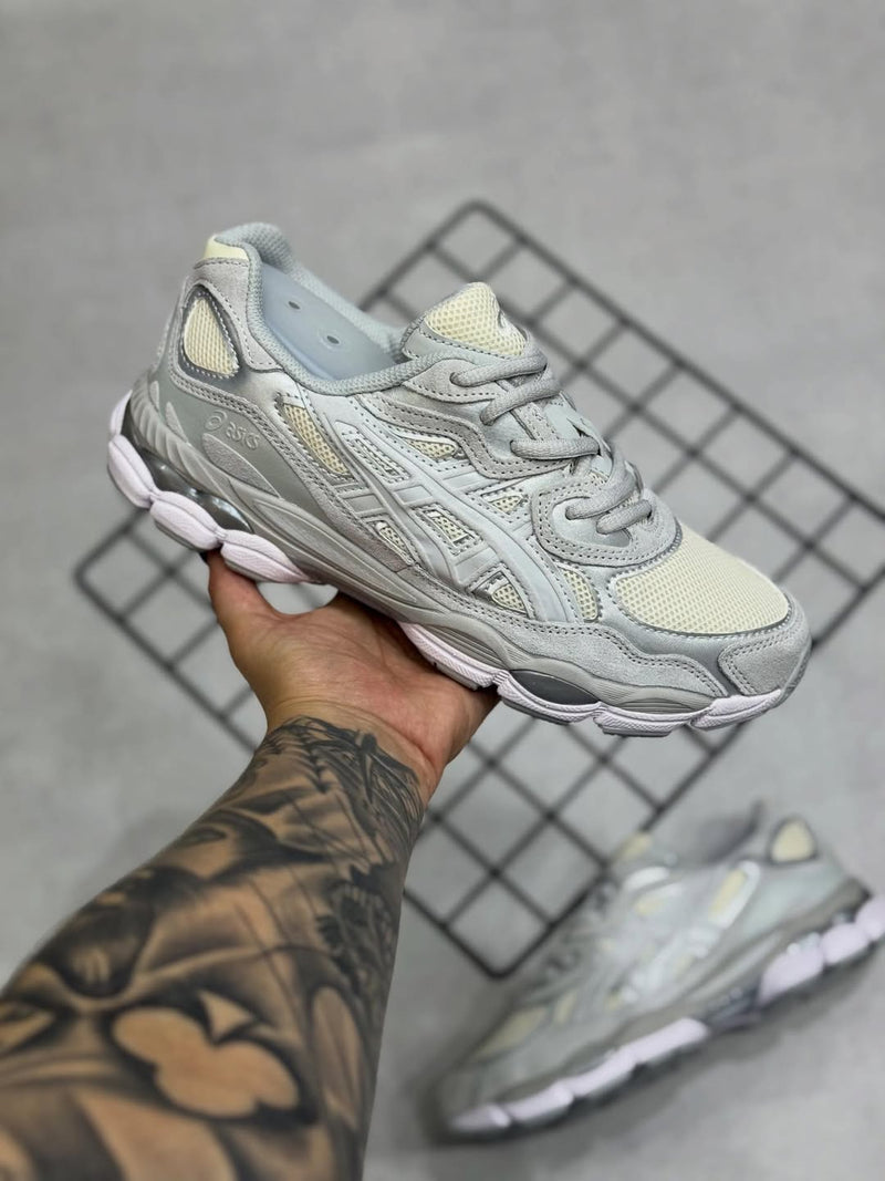 TENIS ASICS GEL- NYC IVORY MID GREY
