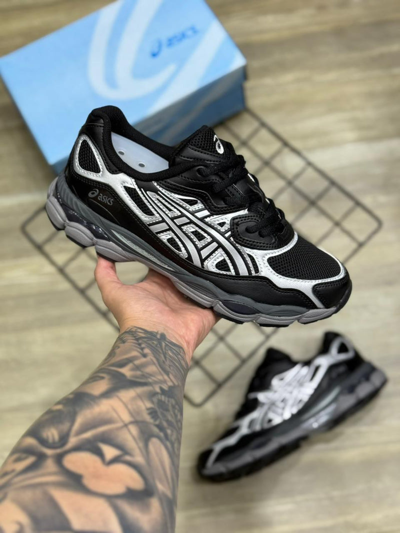 TENIS ASICS GEL- NYC IVORY CLAY TRIPLE BLACK