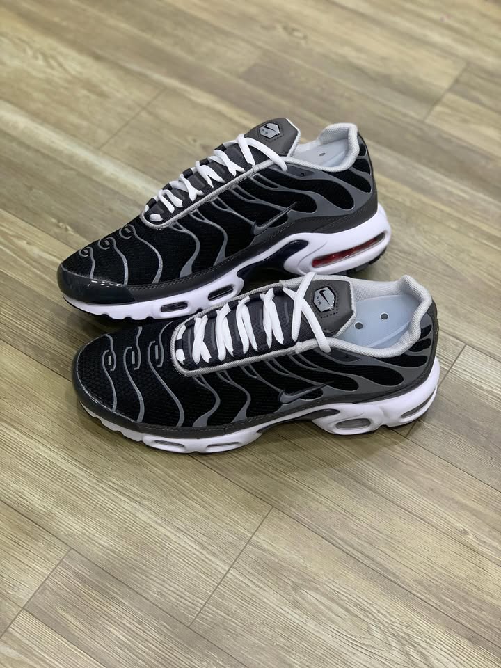 NK TN PLUS GREYSCALE