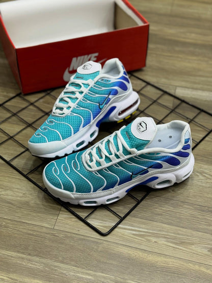 NK Max Plus Sneaker aqua colorway IMPORTADO