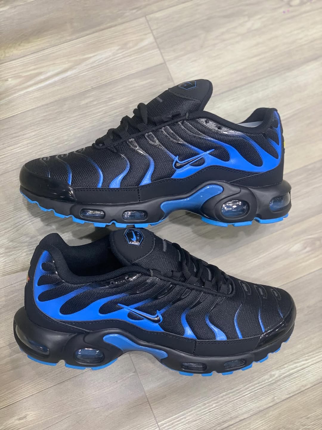 NK TN HYPE BLACK BLUE - IMPORTADO