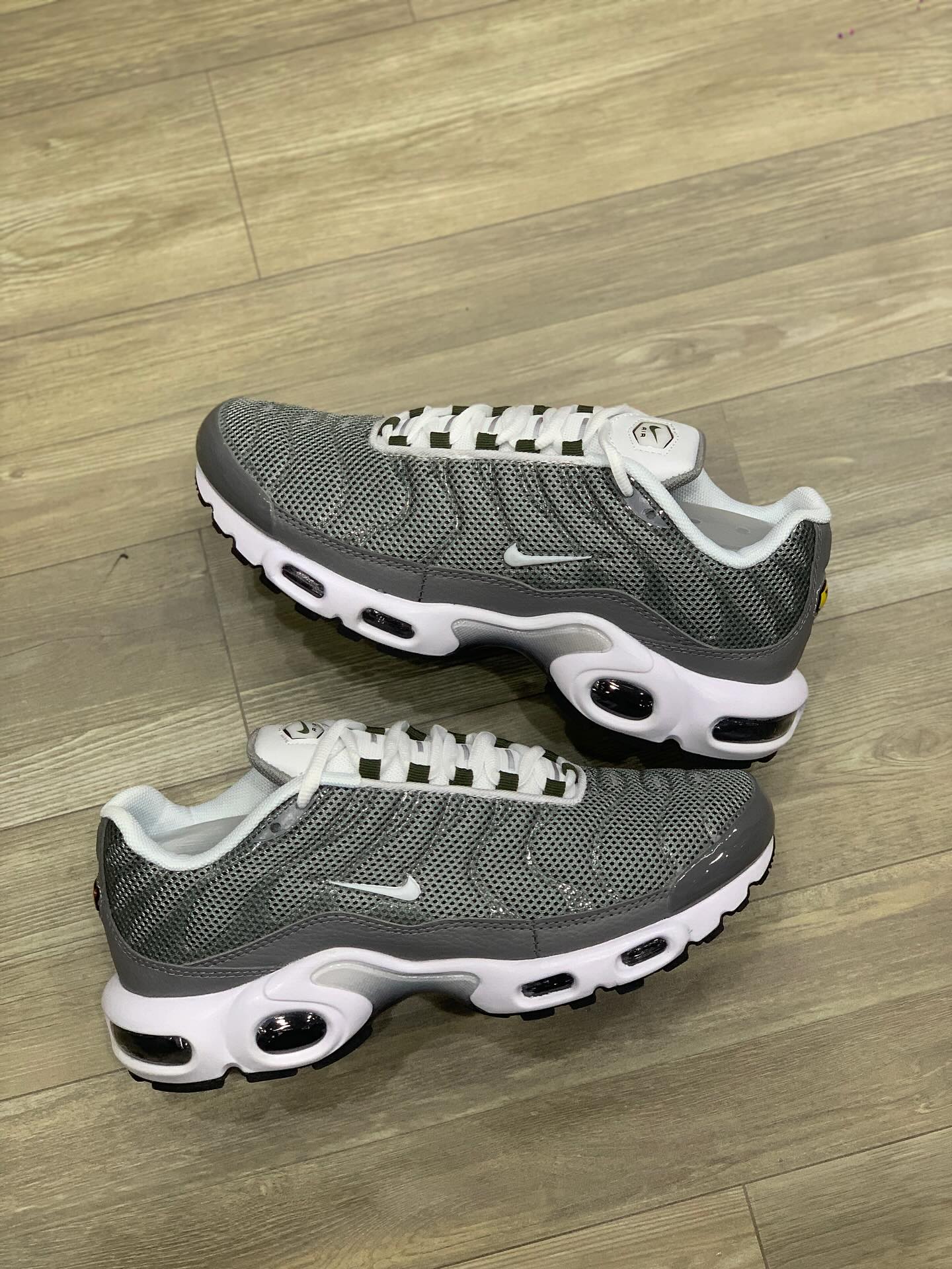 NK TN FLAT PEWTER - IMPORTADO