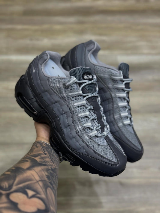 NK  MAX 95 SMOKE GREY