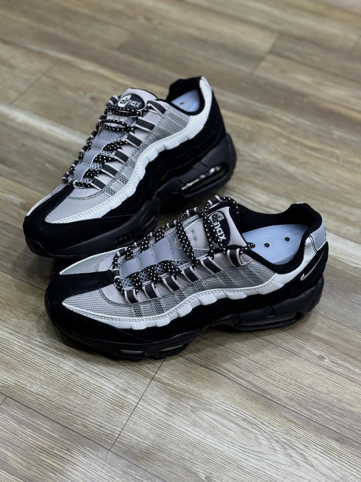 NK AIR MAX 95 WALK BUNNY