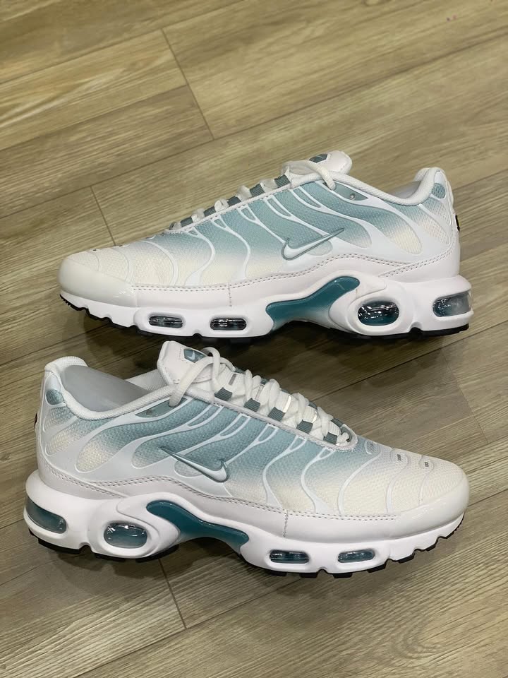 NK AIR MAX PURE PLATINUM