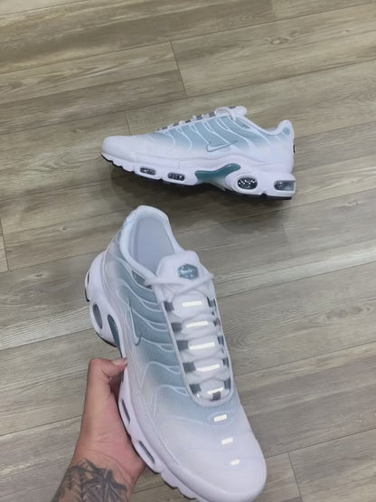 NK AIR MAX PURE PLATINUM