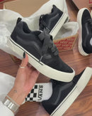 VANS OLD SCHOOL - BLACK