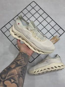 TENIS LOEWE X ON RUNNING CLOUDTILT CREME