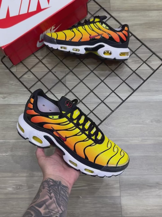 NK TN BLK RED ORANGE IMPORTADO