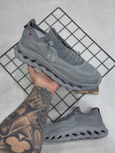 TENIS LOEWE X ON RUNNING CLOUDTILT CINZA