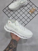 TENIS LOEWE X ON RUNNING CLOUDTILT WHITE