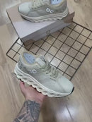 TENIS ON RUNNING CLOUDMONSTER 2  CREAM